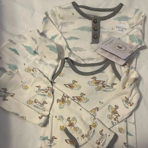 2 Burt’s Bees Gown and hat set NWT